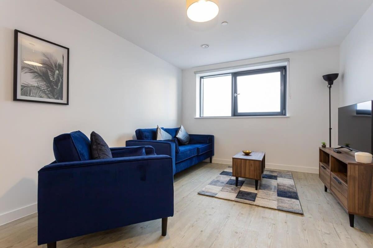 Modern 2 Bed Salford Apartment Stunning Views Manchester Zewnętrze zdjęcie