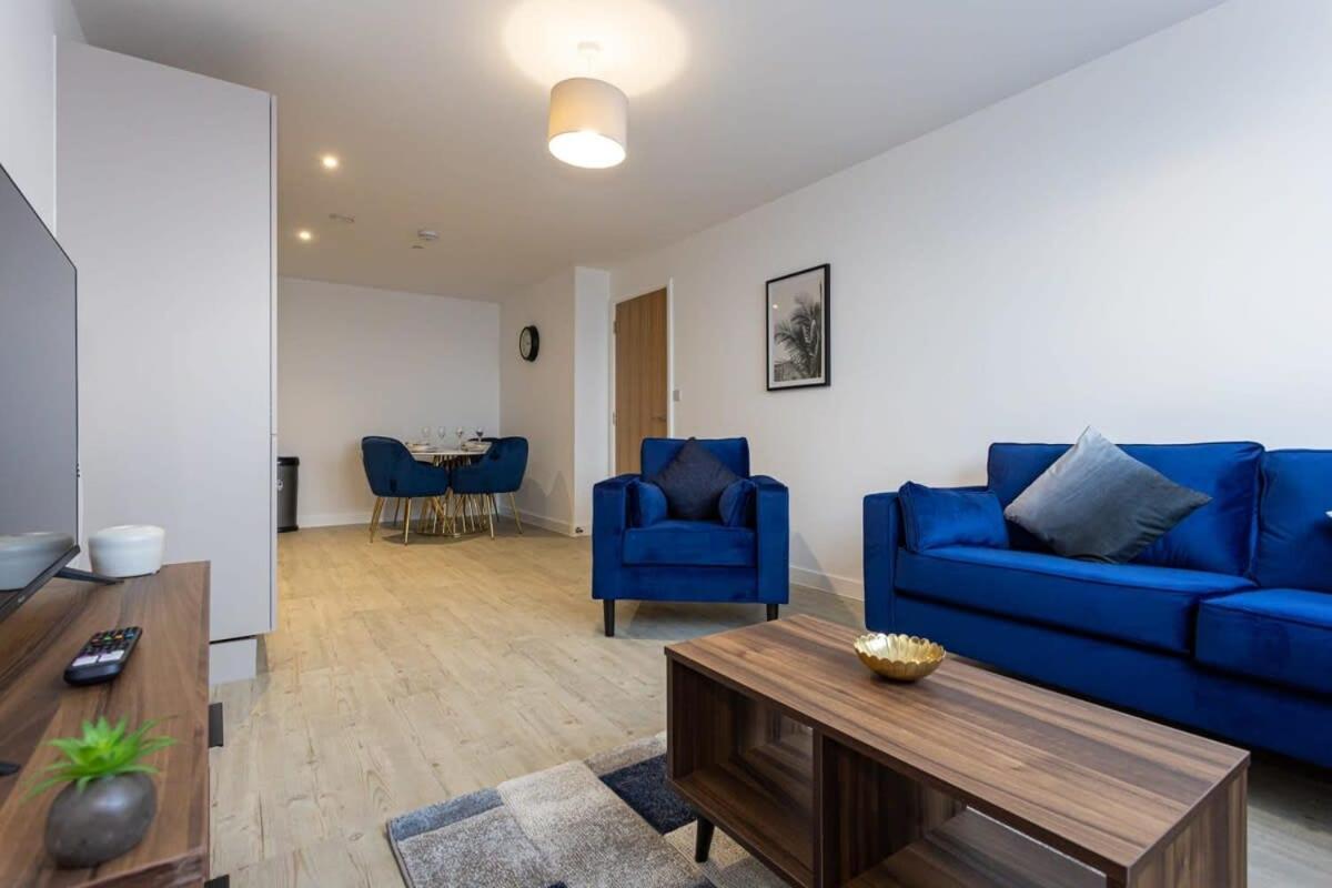 Modern 2 Bed Salford Apartment Stunning Views Manchester Zewnętrze zdjęcie