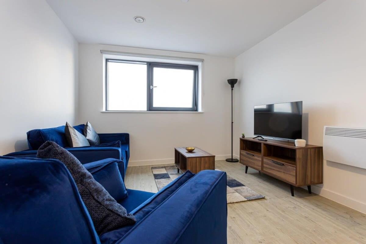 Modern 2 Bed Salford Apartment Stunning Views Manchester Zewnętrze zdjęcie